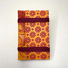 Load image into Gallery viewer, Travelers Pocket Press Books