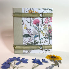 Load image into Gallery viewer, Travelers Pack Press Books