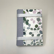 Load image into Gallery viewer, Travelers Pocket Press Books