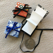 Load image into Gallery viewer, Little Minis