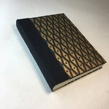 Load image into Gallery viewer, Garden Catalogs