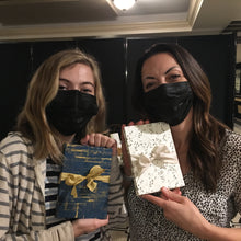 Load image into Gallery viewer, Accordion Bookmaking Class