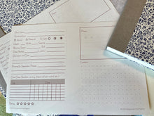 Load image into Gallery viewer, Garden Catalogs