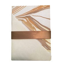 Load image into Gallery viewer, Accordion Book with Pockets