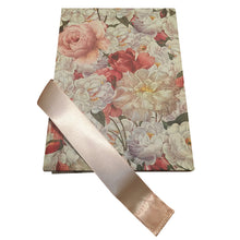 Load image into Gallery viewer, Accordion Book Floral with Magnetic Closures