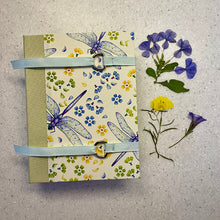 Load image into Gallery viewer, Travelers Flower Press Books go where ever botanicals lead you. 